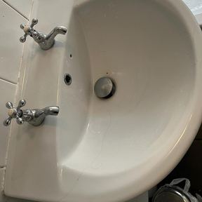 Student House Cleaning Riding Mill